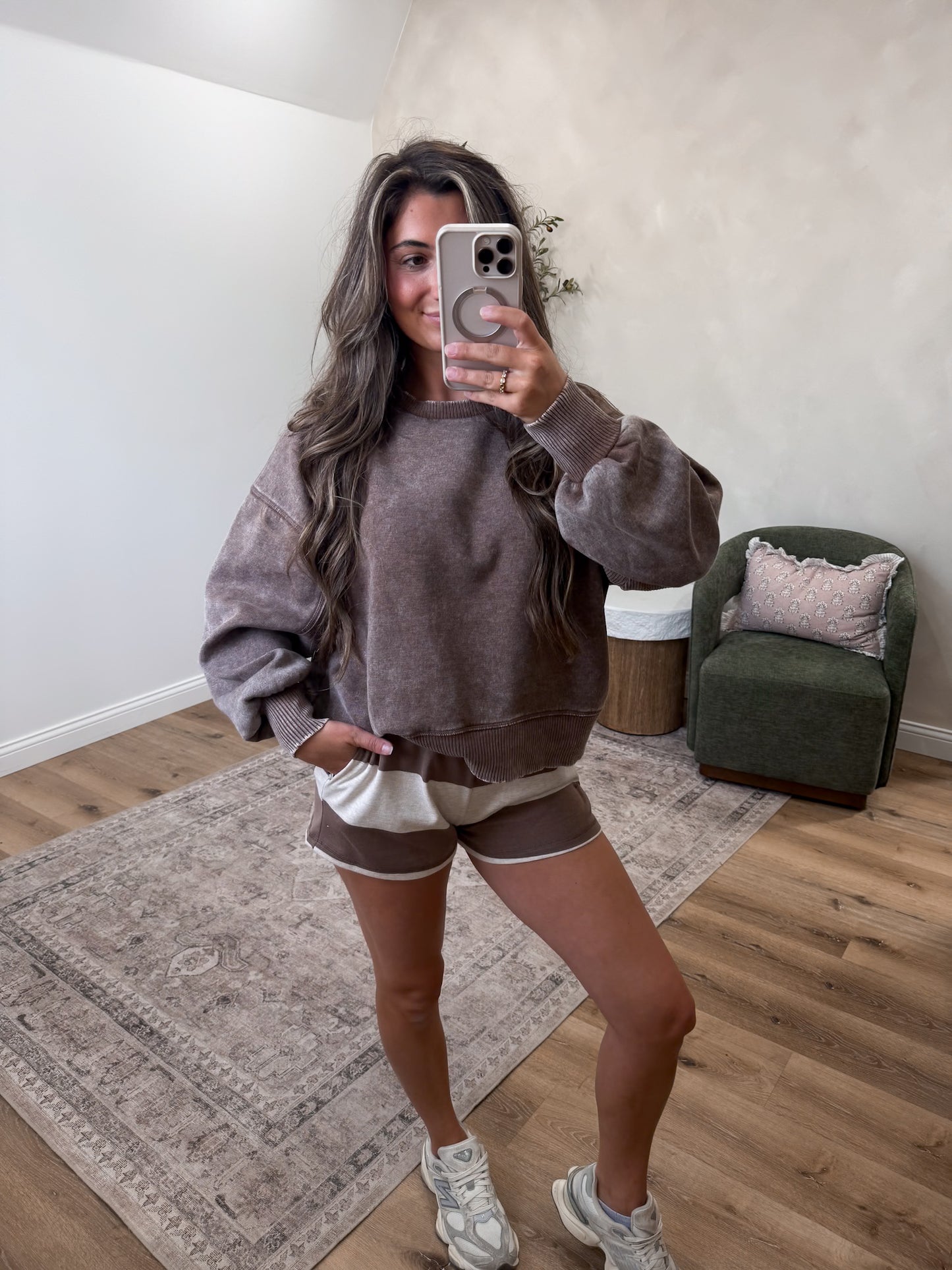 Libby Washed Oversized Pullover - mocha