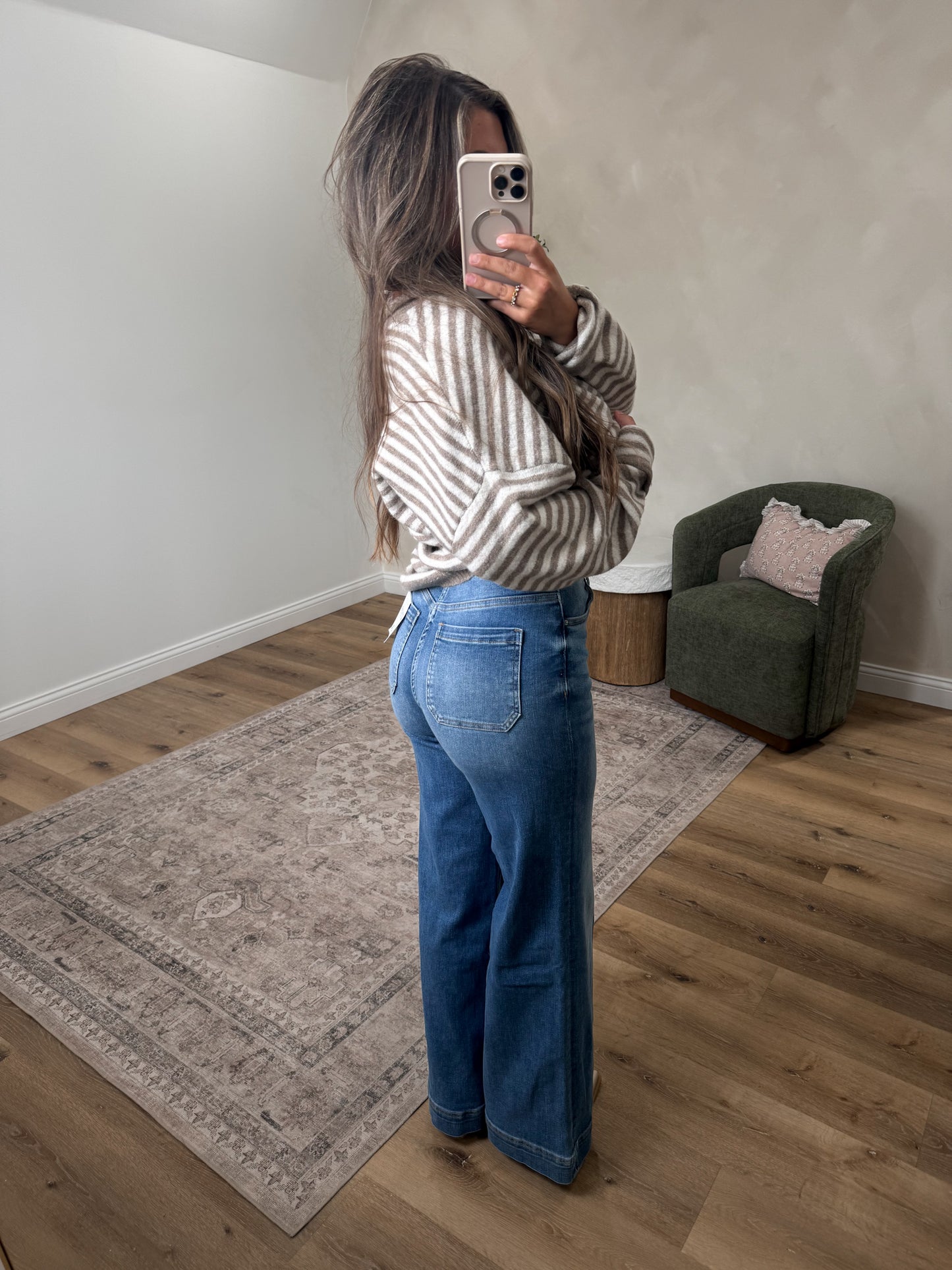 Giselle High Rise Pintuck Jeans - medium