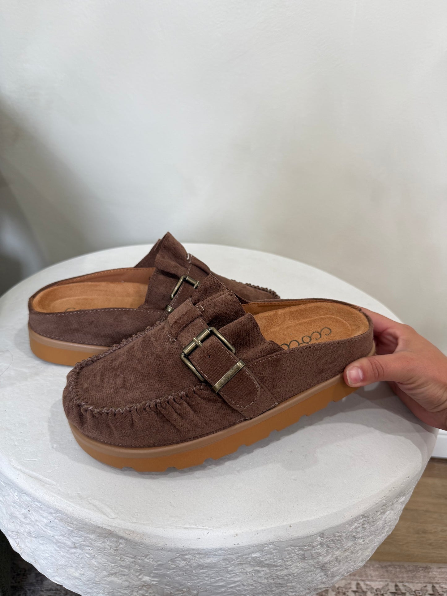 Ashland Mule Slippers - mocha *PREORDER for 10/20