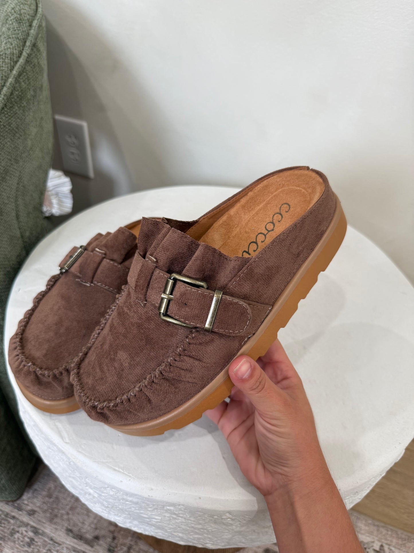 Ashland Mule Slippers - mocha *PREORDER for 10/20